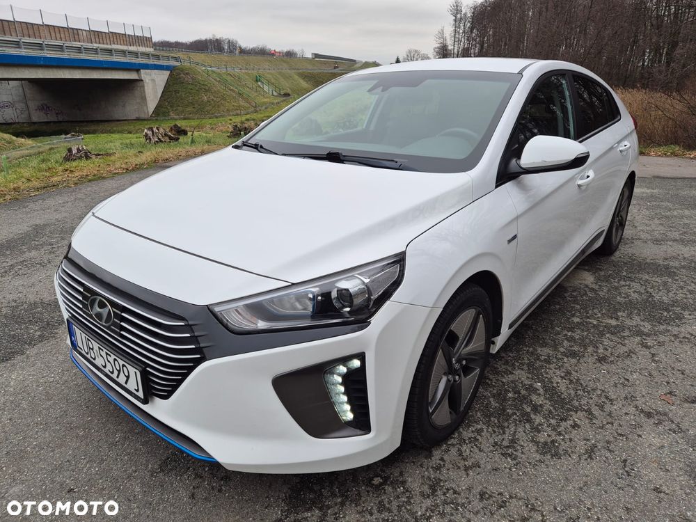 Hyundai IONIQ 1.6 GDI Premium - 1