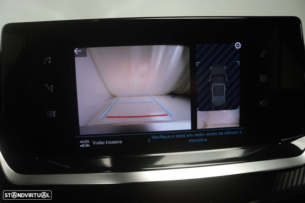 Peugeot e-2008 50 kWh Active Pack - 24