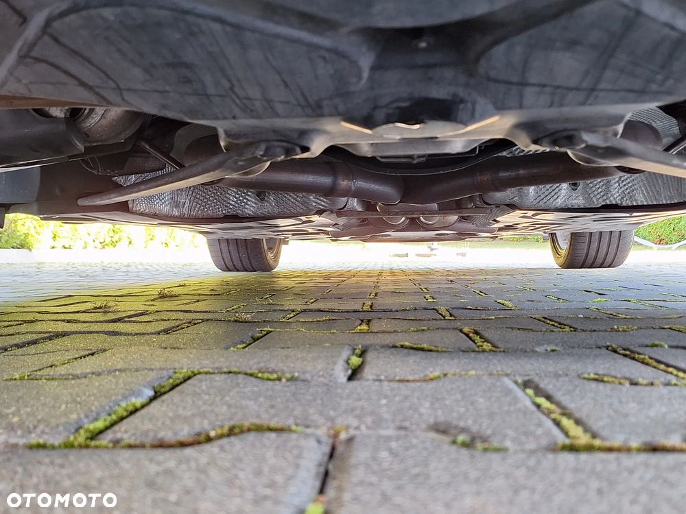 Mercedes-Benz SL 500 7G-TRONIC - 40