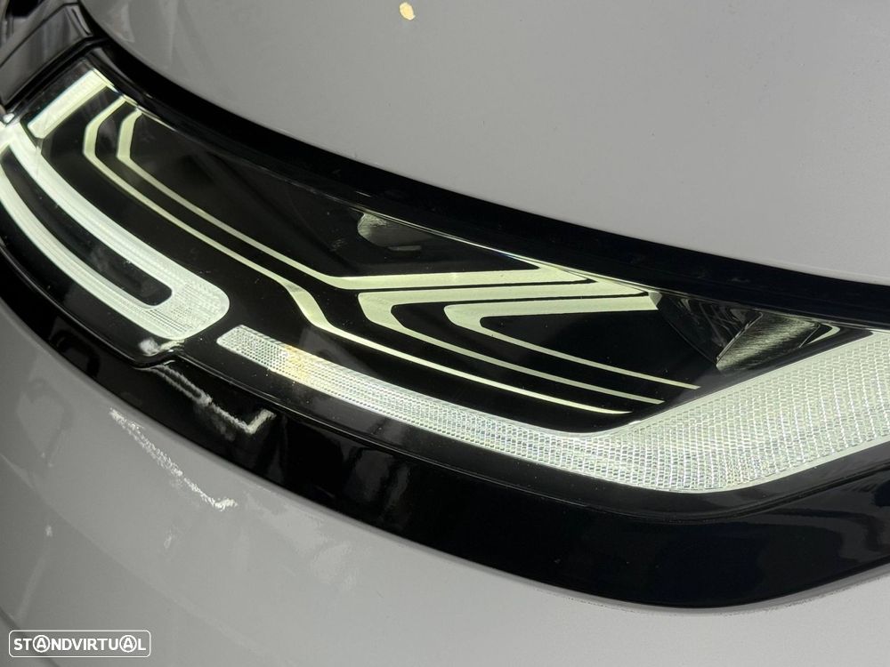 Land Rover Range Rover Evoque 2.0 D150 AWD R-Dynamic SE Auto - 29
