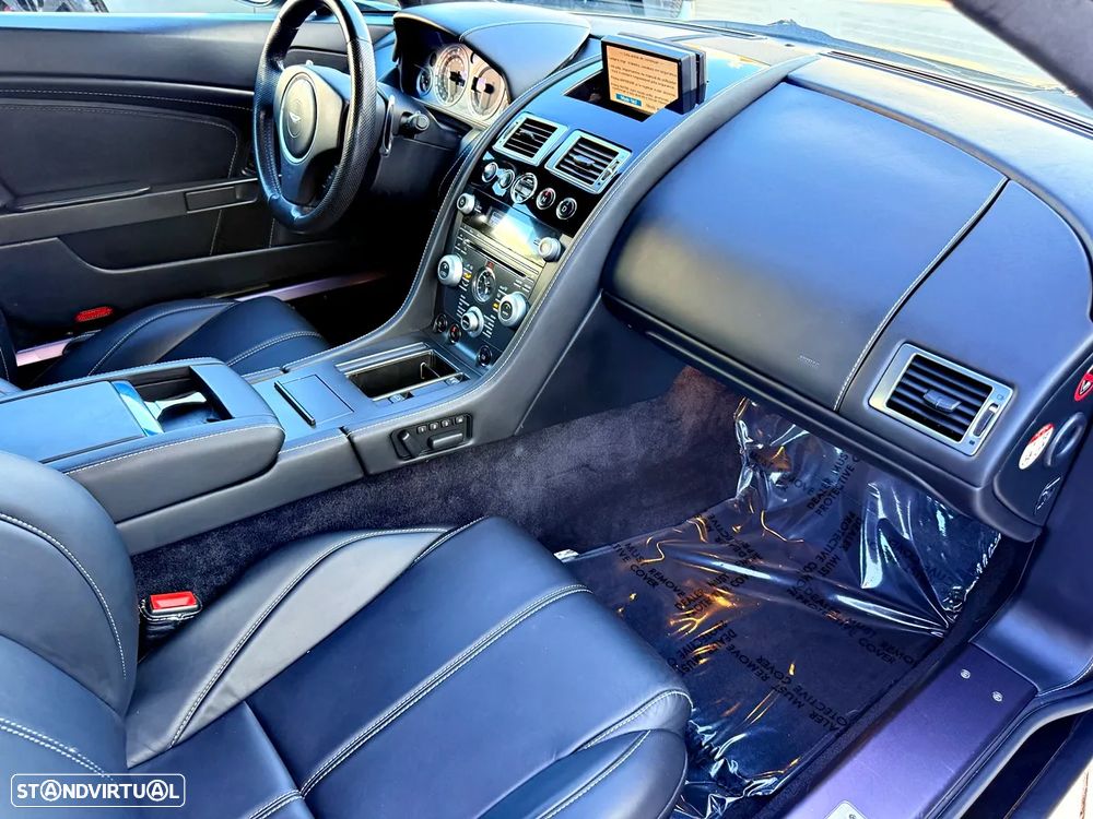 Aston Martin Vantage Coupe V8 Sportshift - 24