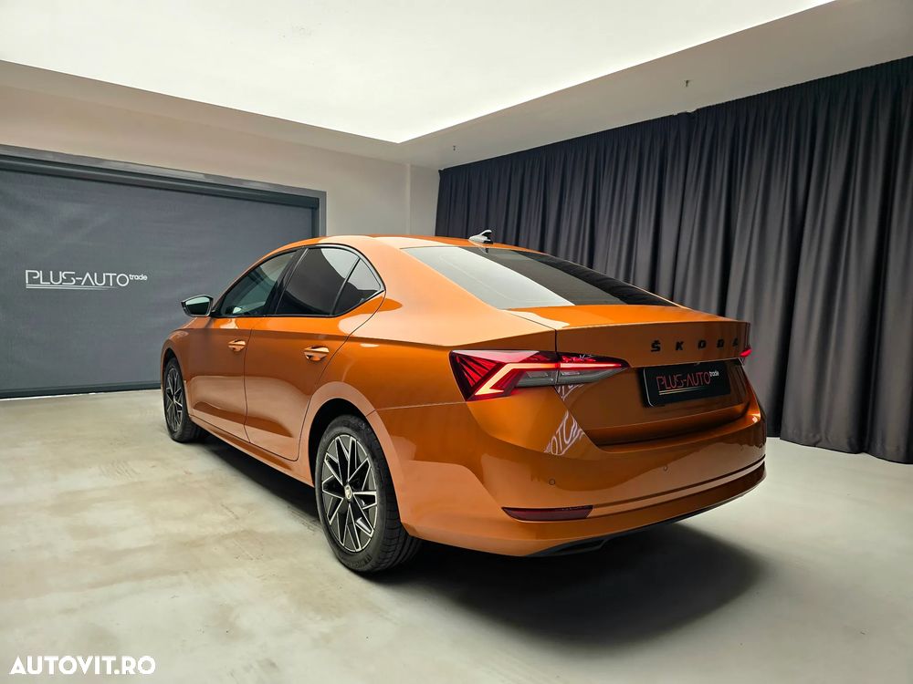 Skoda Octavia 2.0 TDI STYLE DSG - 8