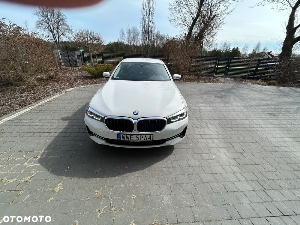 BMW Seria 5 518d - 7