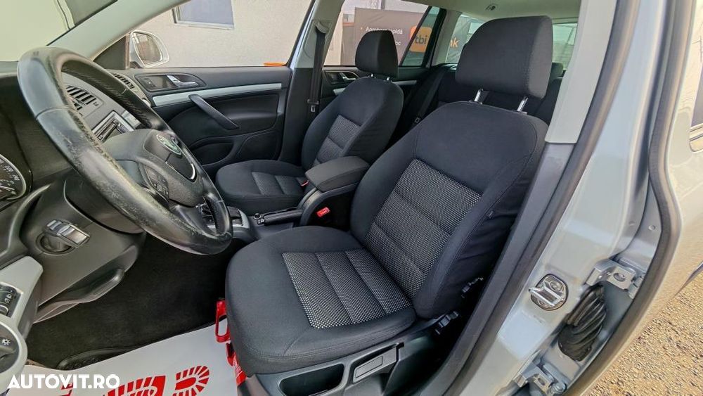 Skoda Octavia 2.0 TDI DPF 4x4 DSG Ambition - 8