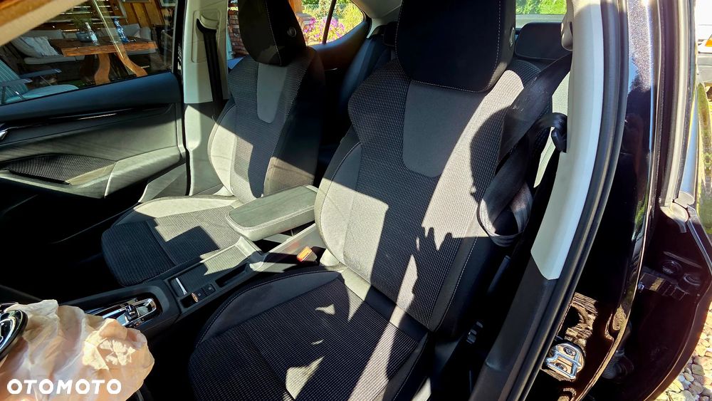 Skoda Octavia 2.0 TDI DSG Edition Plus - 12