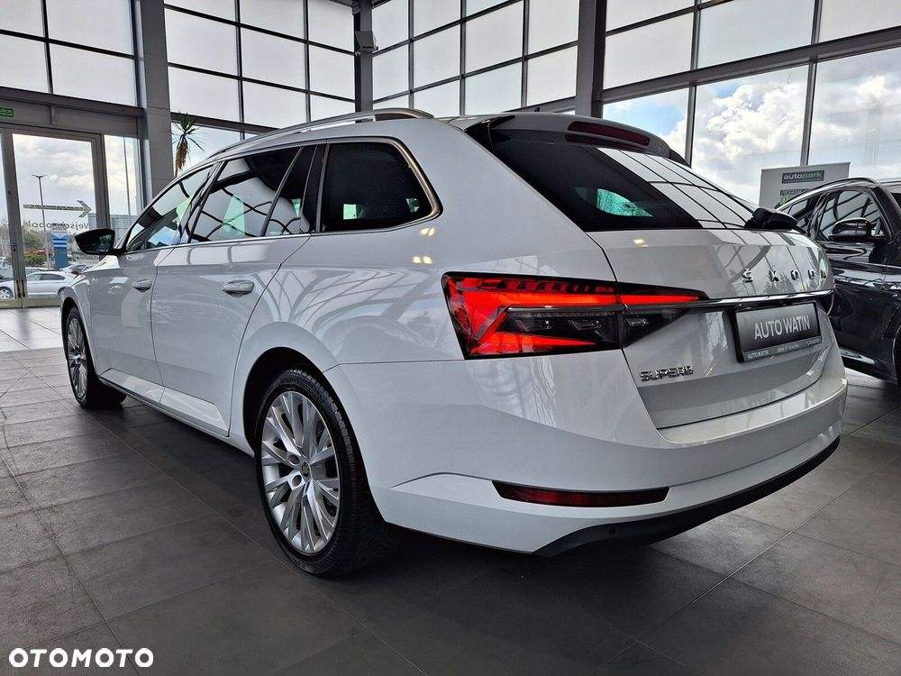 Skoda Superb 2.0 TDI SCR Style DSG - 3