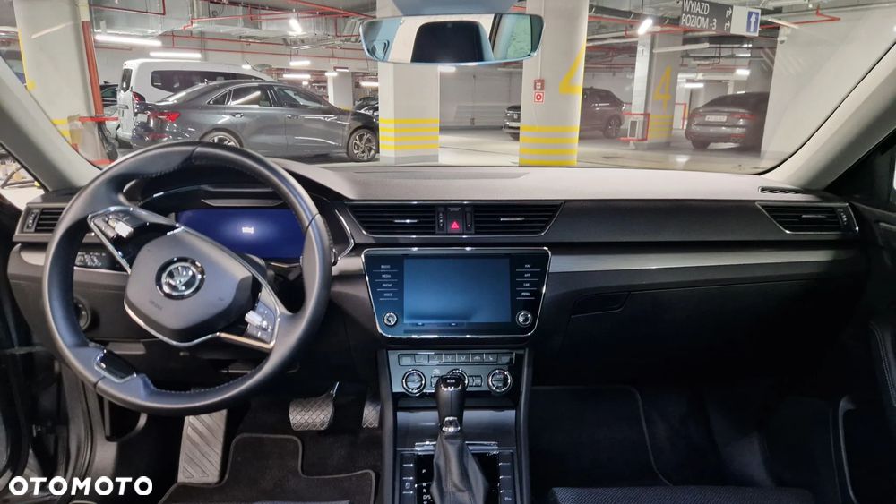 Skoda Superb 2.0 TDI SCR 4x4 Style DSG - 13