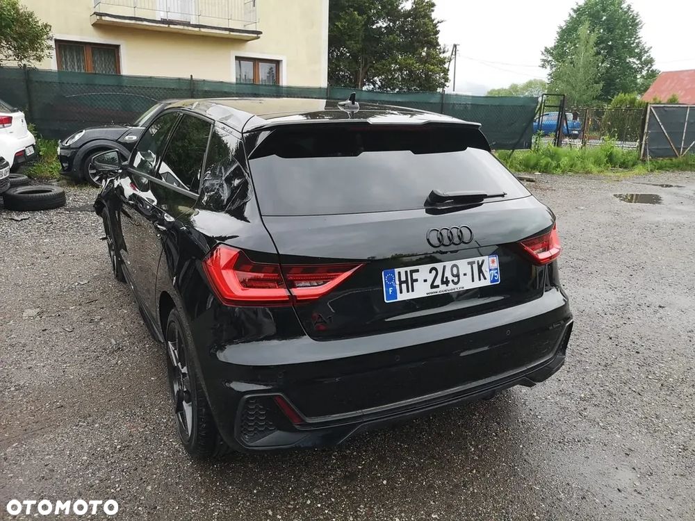Audi A1 Sportback 35 TFSI S-Line S tronic - 4
