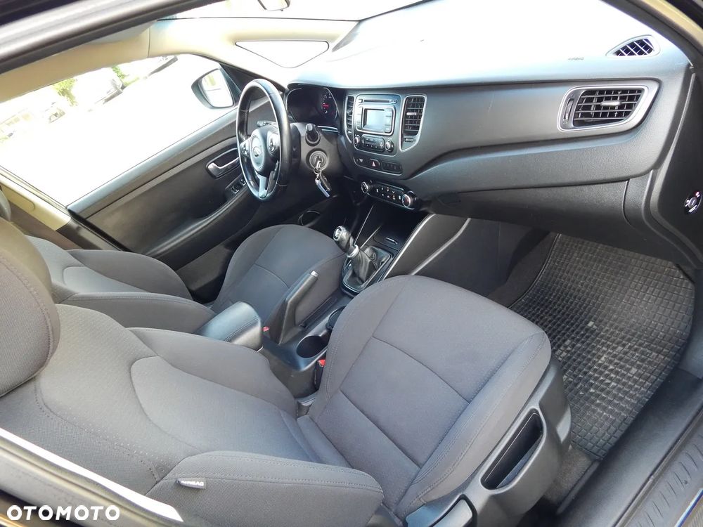 Kia Carens 1.7 CRDi Spirit - 10