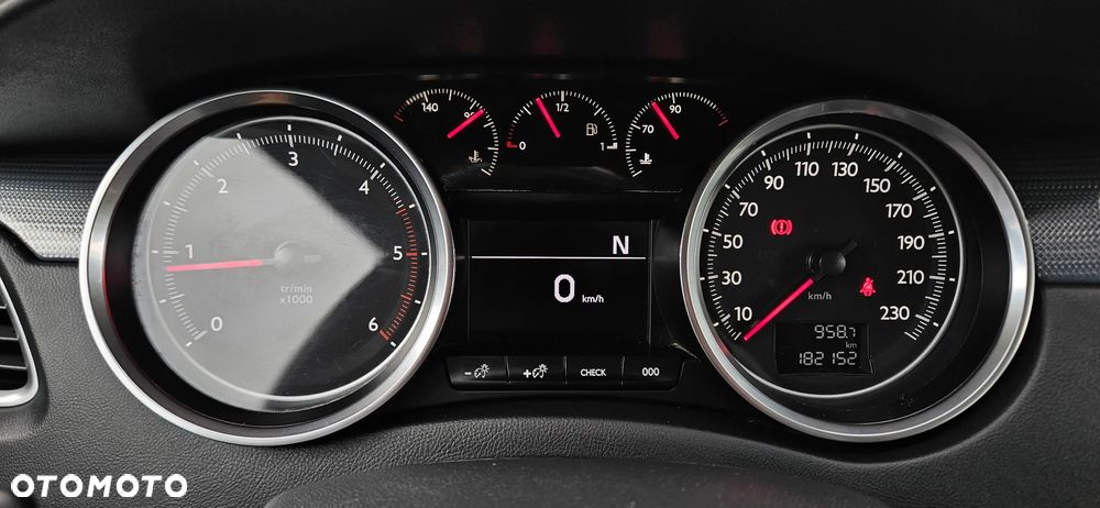 Peugeot 508 SW e-HDi 115 ETG6 Stop&Start Business-Line - 11