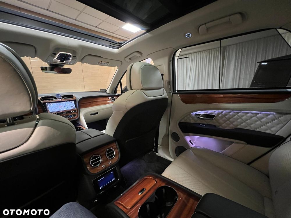 Bentley Bentayga - 11