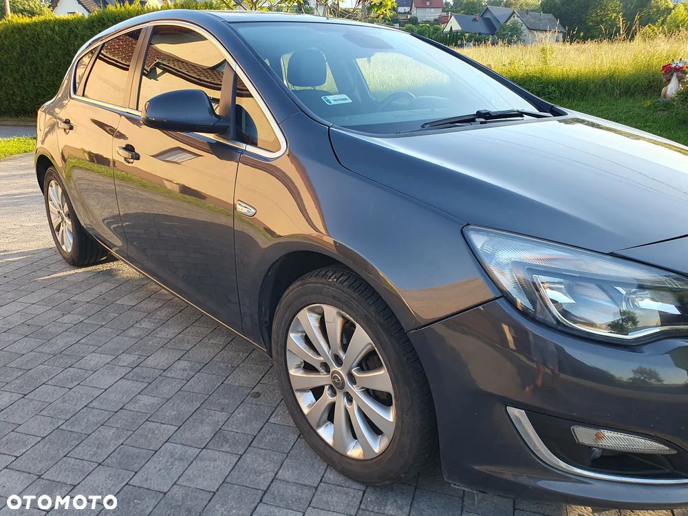 Opel Astra 1.6 CDTI Cosmo - 13