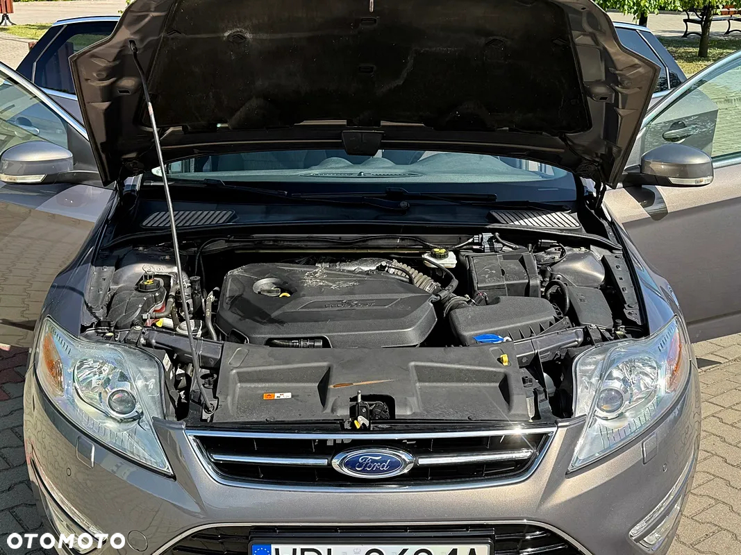 Ford Mondeo 1.6 T Platinium X Plus (Titanium) - 24
