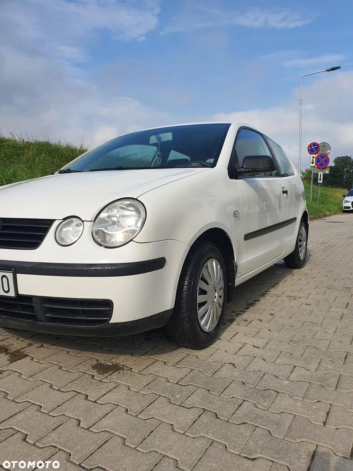 Volkswagen Polo - 4