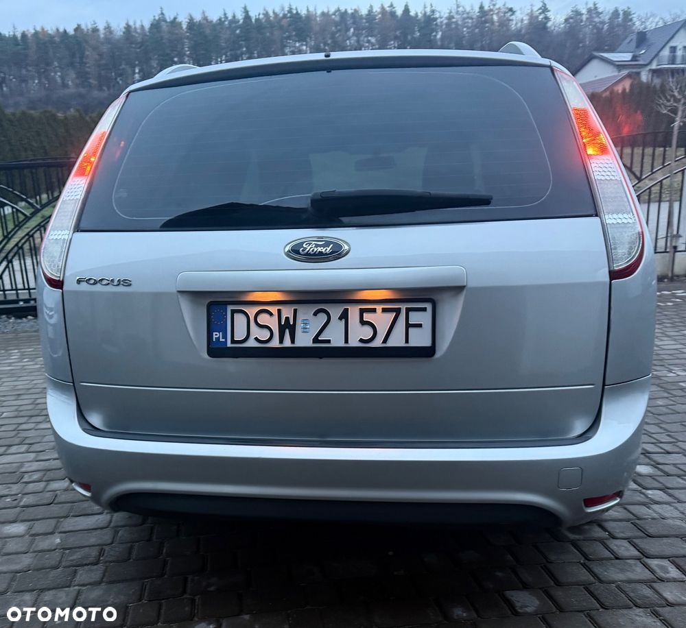 Ford Focus 1.6 16V Connection - 9
