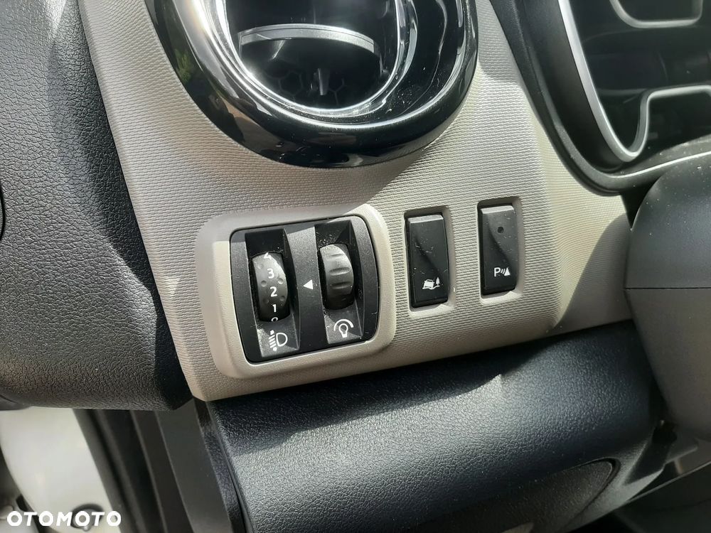 Renault Trafic - 11