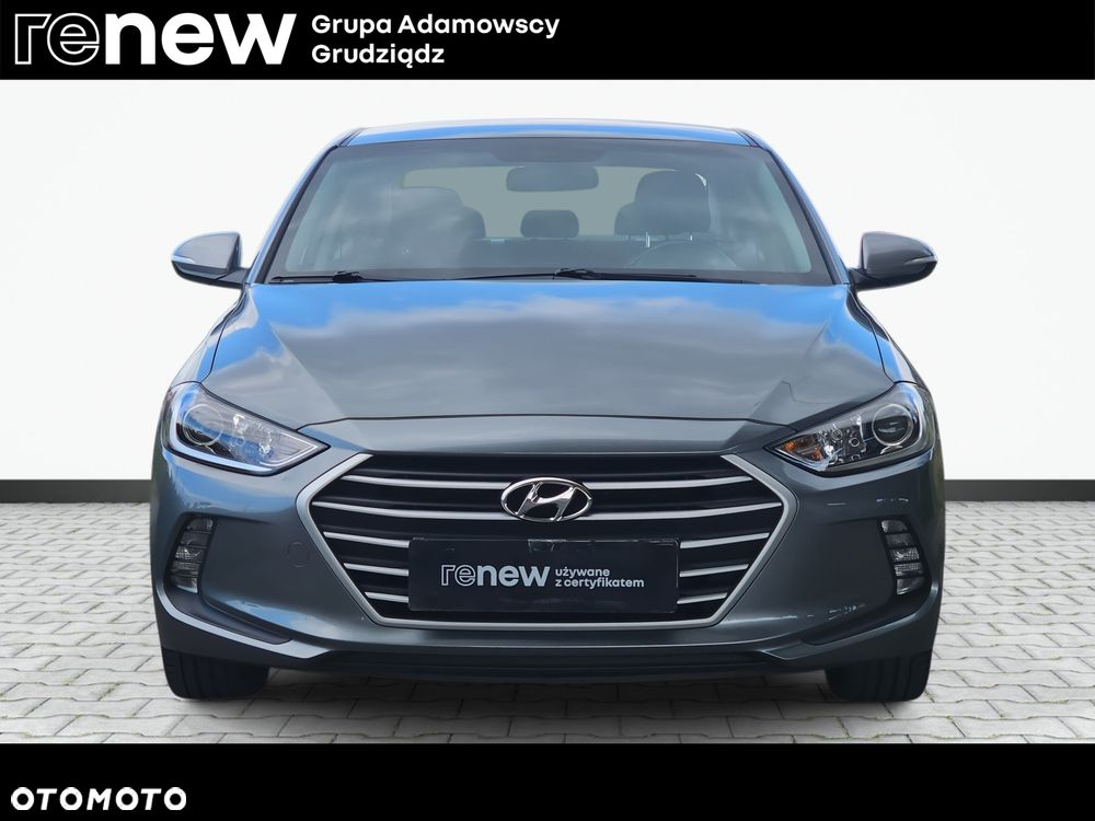 Hyundai Elantra 1.6 Comfort - 9