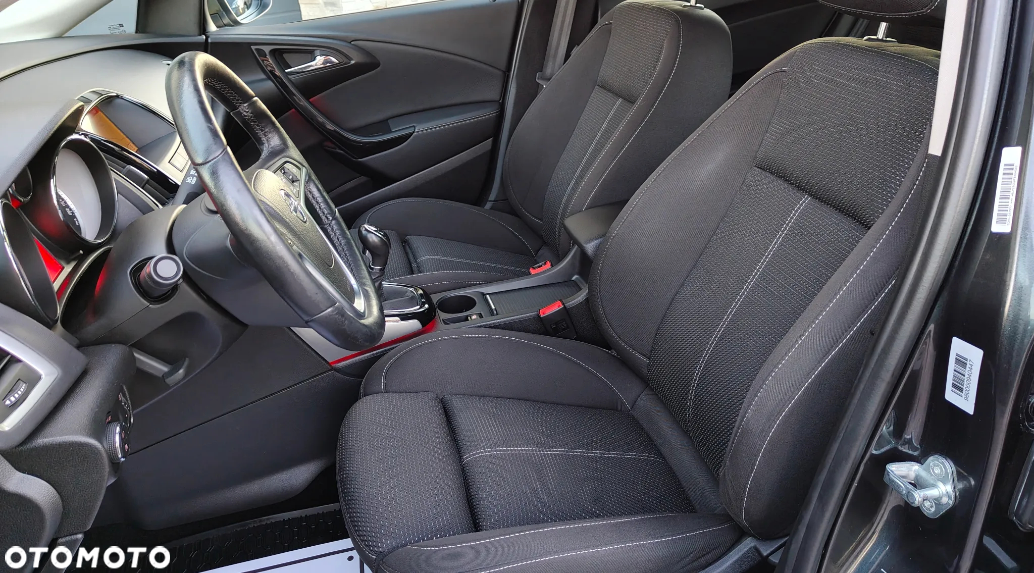 Opel Astra 1.4 Turbo Exklusiv - 17