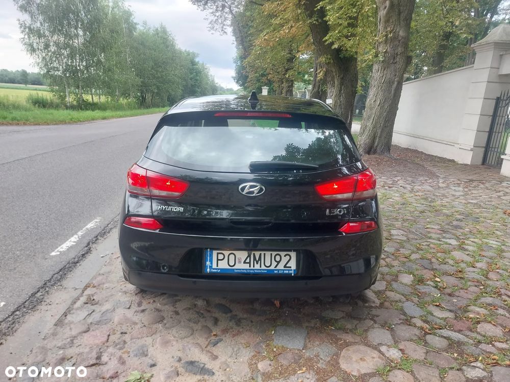 Hyundai i30 1.4 GO Plus - 22