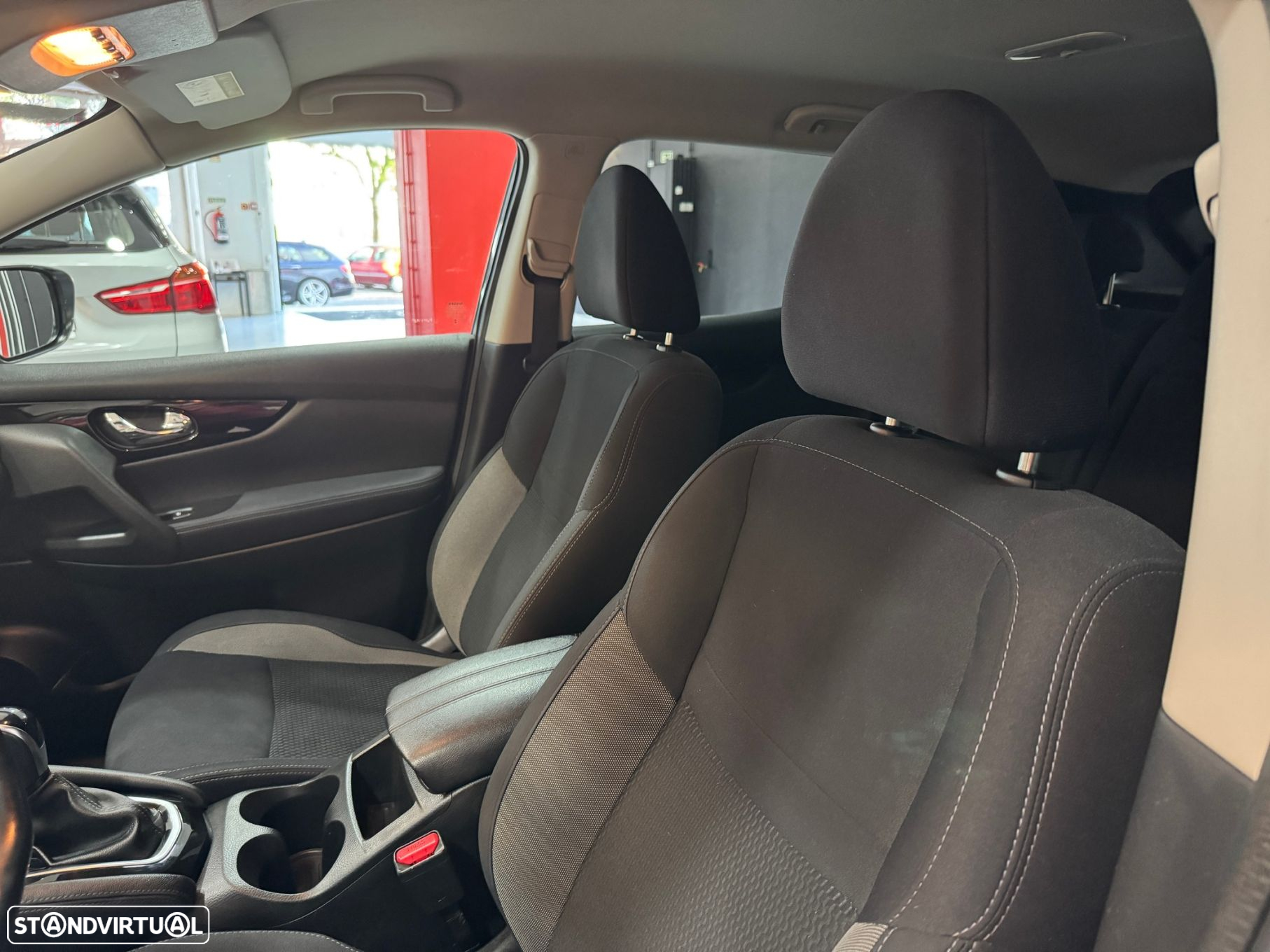 Nissan Qashqai 1.5 dCi DCT ACENTA - 22