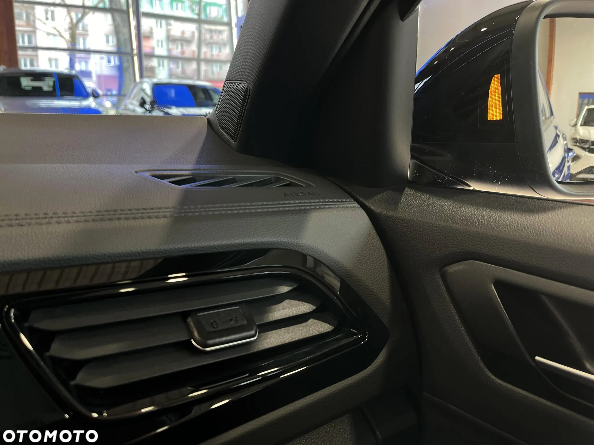Volkswagen T-Roc 1.5 TSI R-Line DSG - 23