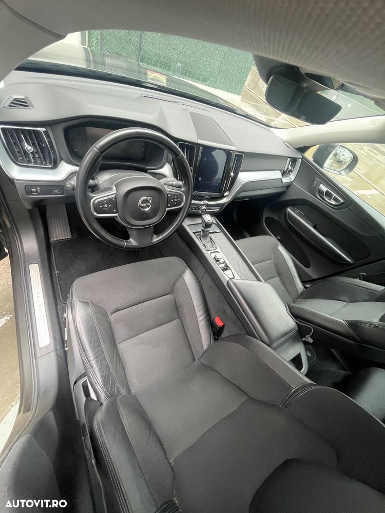 Volvo XC 60 T5 AWD Momentum - 16