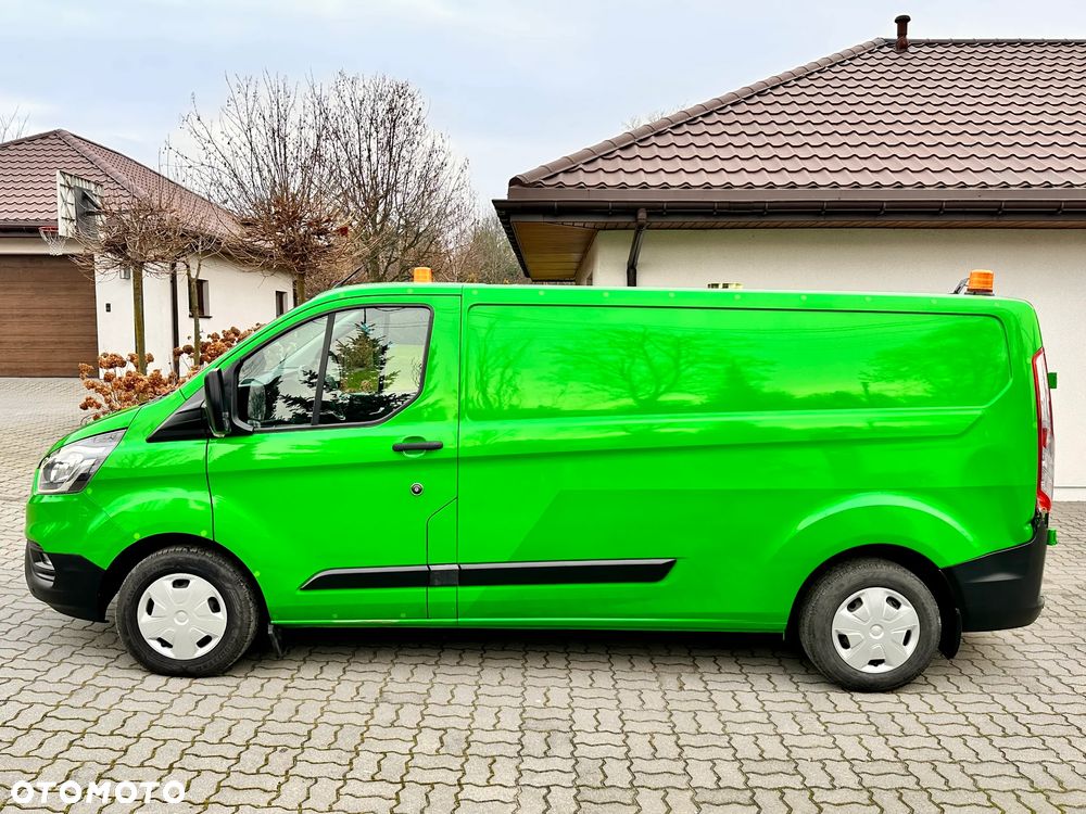 Ford TRANSIT CUSTOM - 8