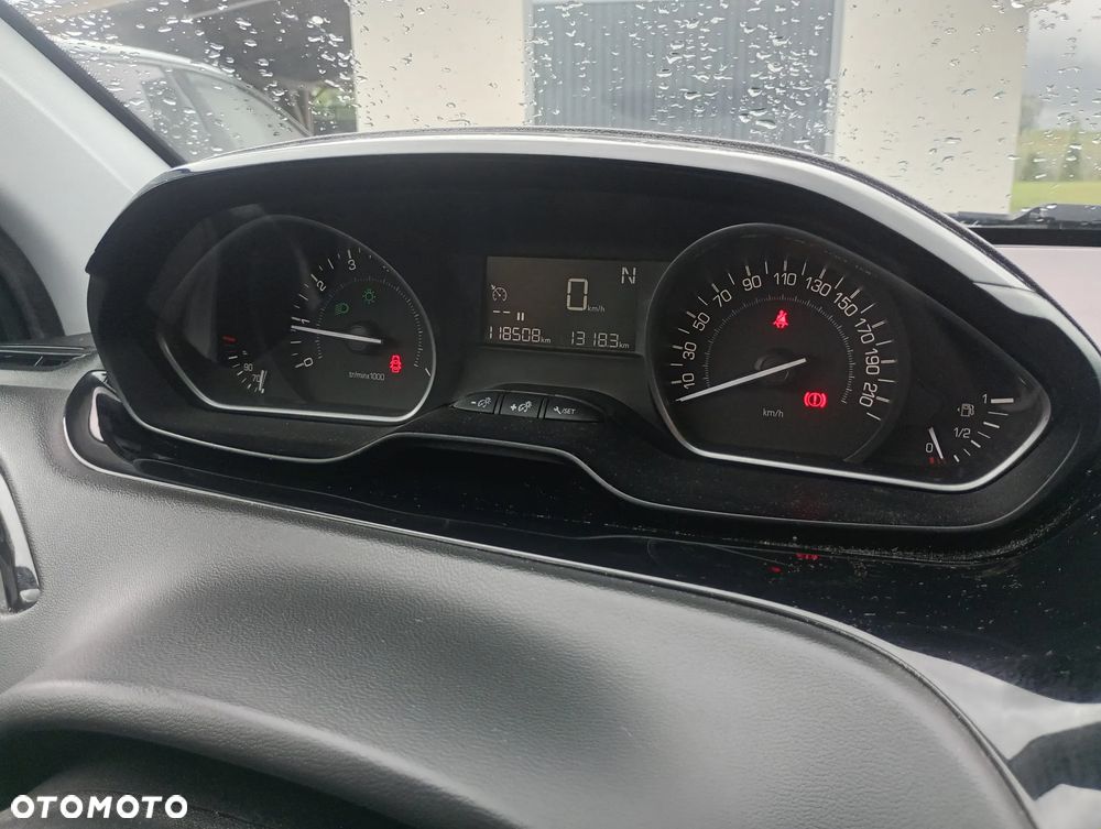 Peugeot 208 1.2 PureTech Active ETG5 - 40