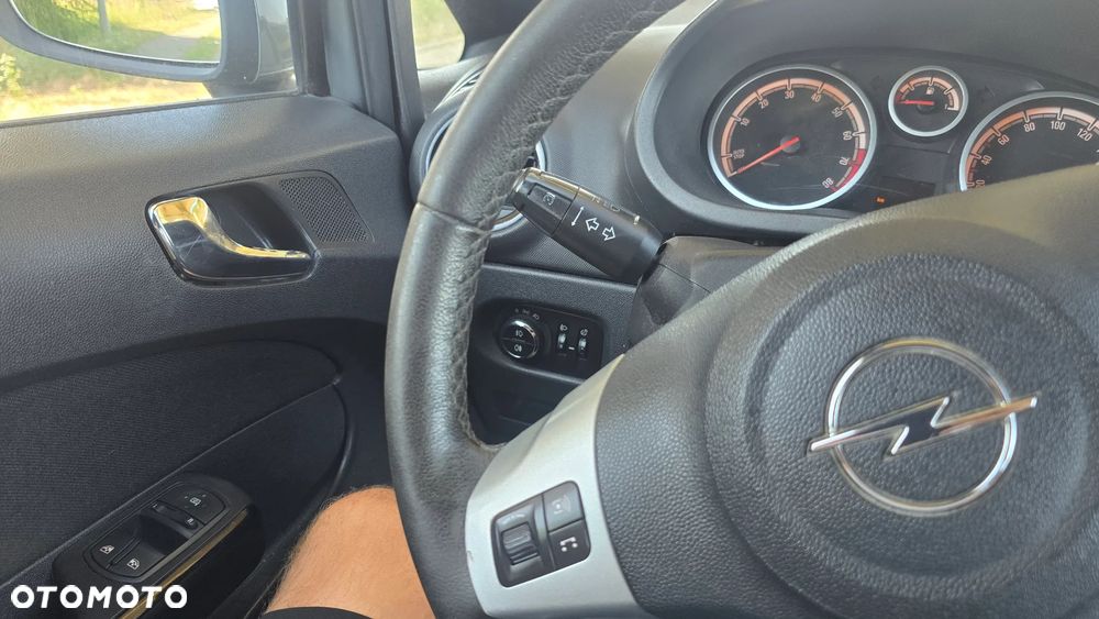 Opel Corsa 1.4 T Enjoy S&S - 29