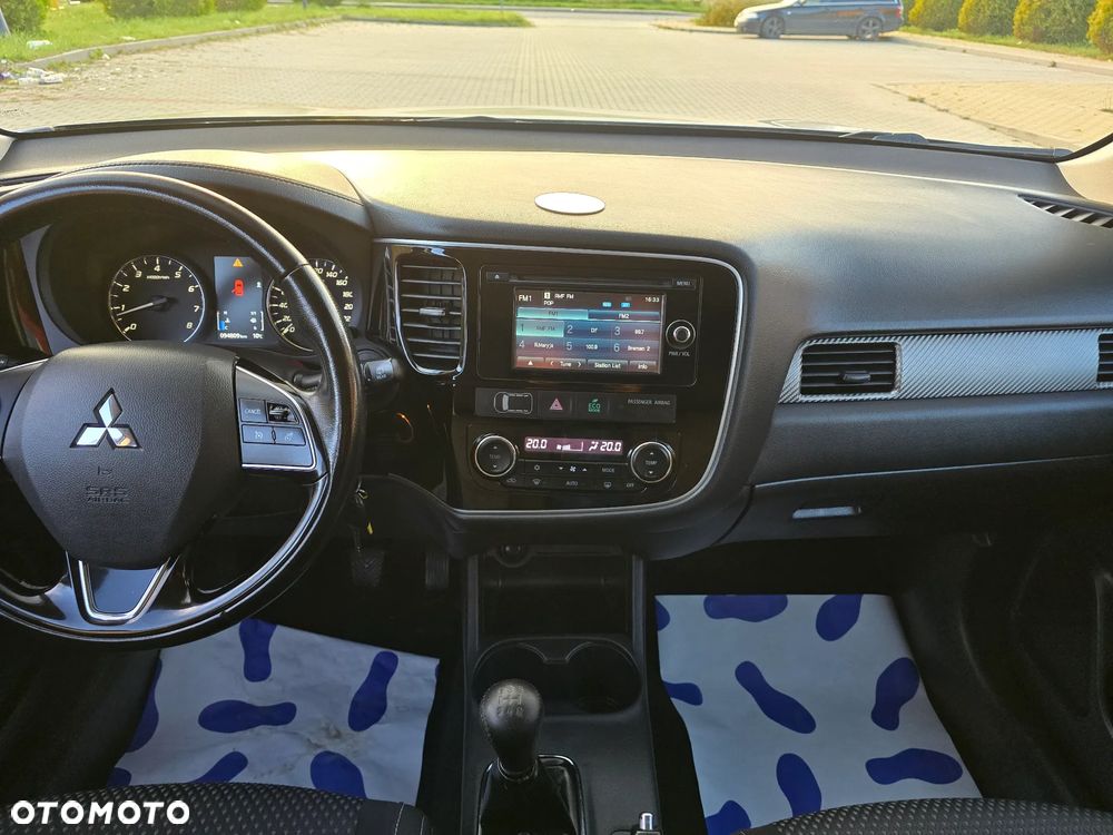 Mitsubishi Outlander 2.0 2WD Edition - 24