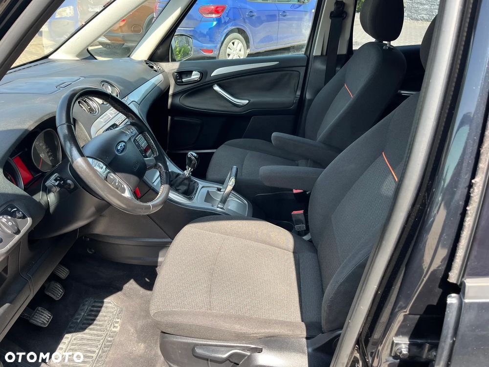 Ford Galaxy 1.8 TDCi Titanium - 12