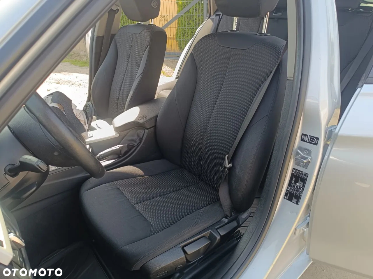 BMW Seria 3 - 16