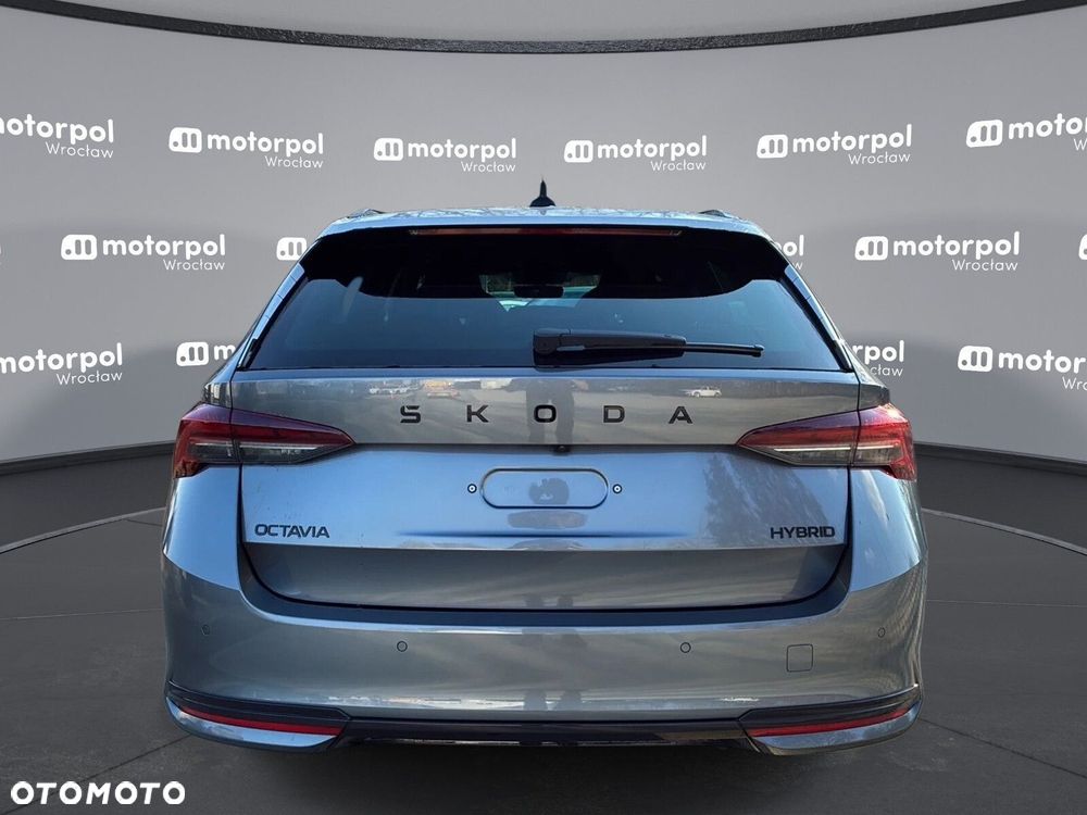 Skoda Octavia - 4