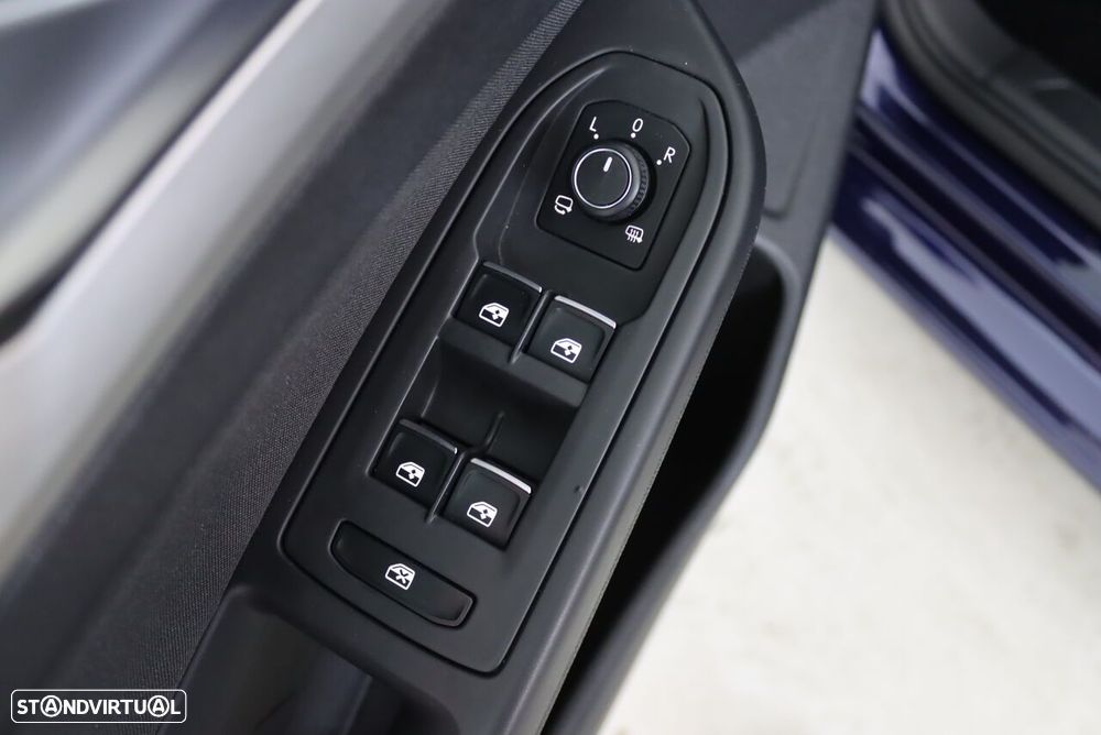 VW Golf Variant 2.0 TDi SCR Life - 12