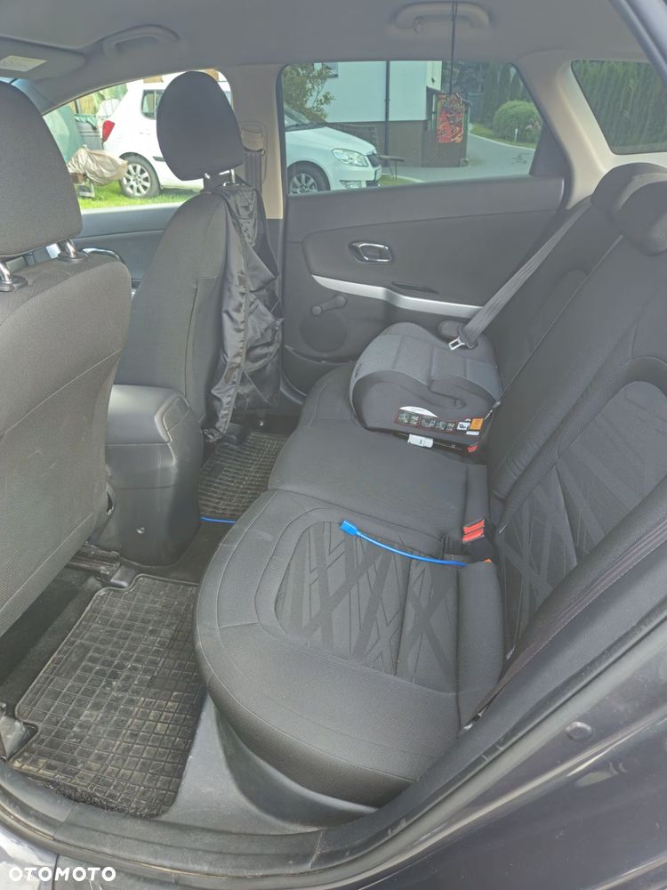 Kia Ceed 1.6 GDI Smart Plus - 8