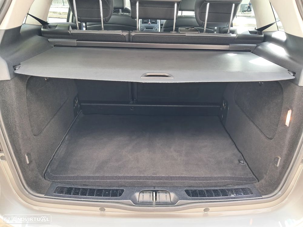 Mercedes-Benz B 150 - 41