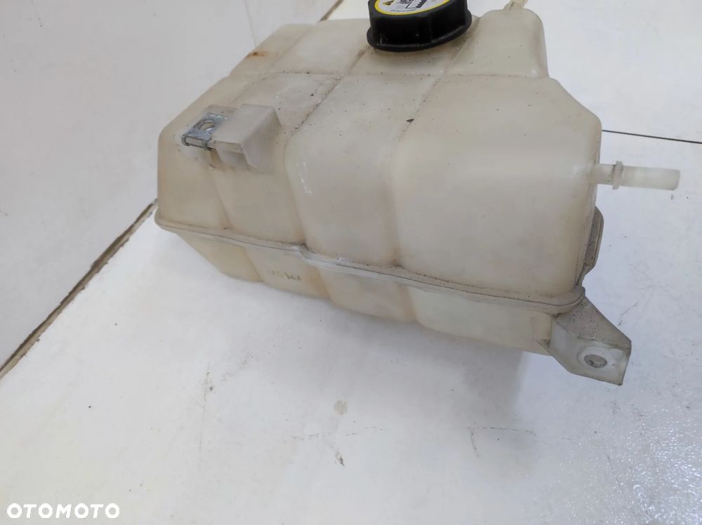 ZBIORNIK ZBIORNICZEK WYRÓWNAWCZY WODY FORD RANGER V 5 2.2 TDCI - 3