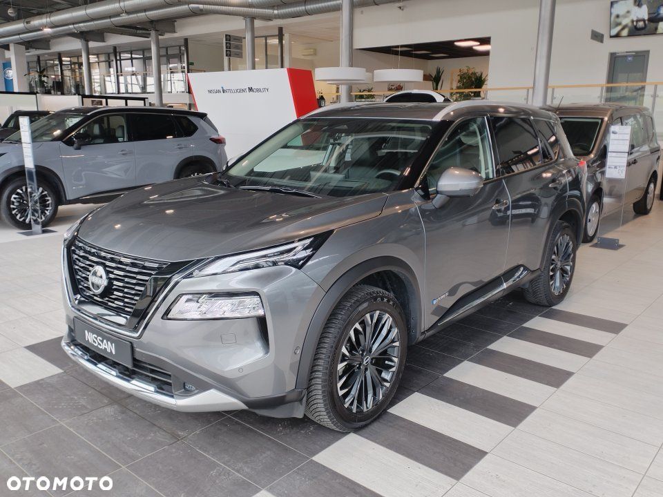 Nissan X-Trail - 2