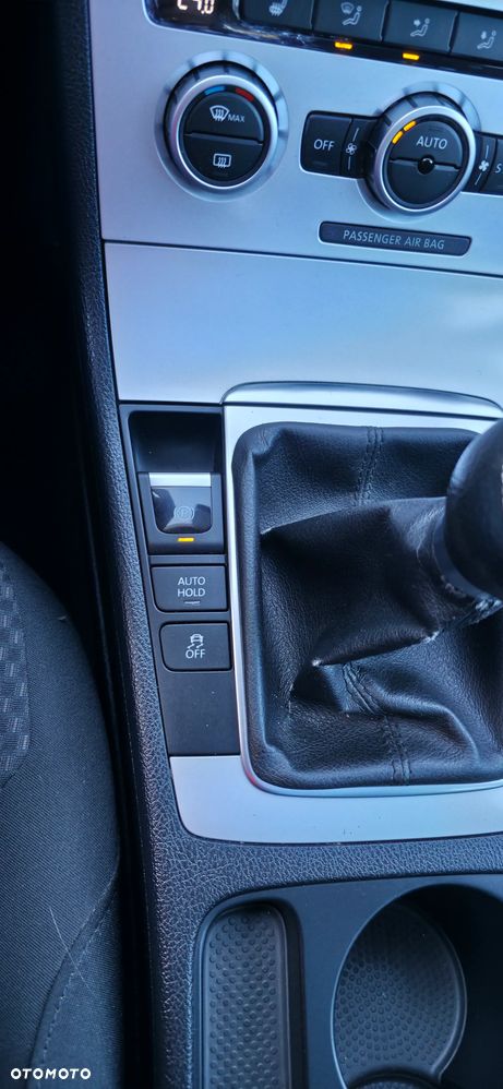 Volkswagen Passat - 10
