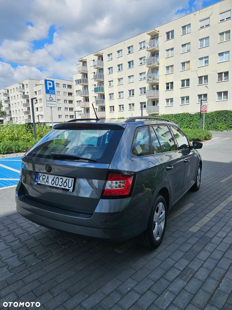 Skoda Fabia 1.2 TSI Style - 4