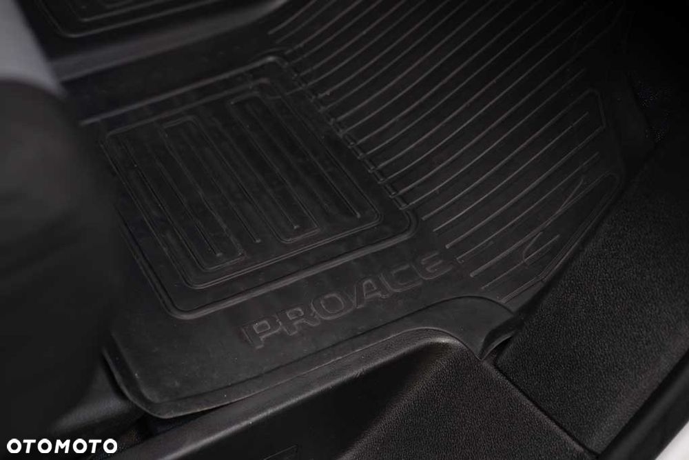 Toyota ProAce Kombi D-4D Long 2,8t - 36