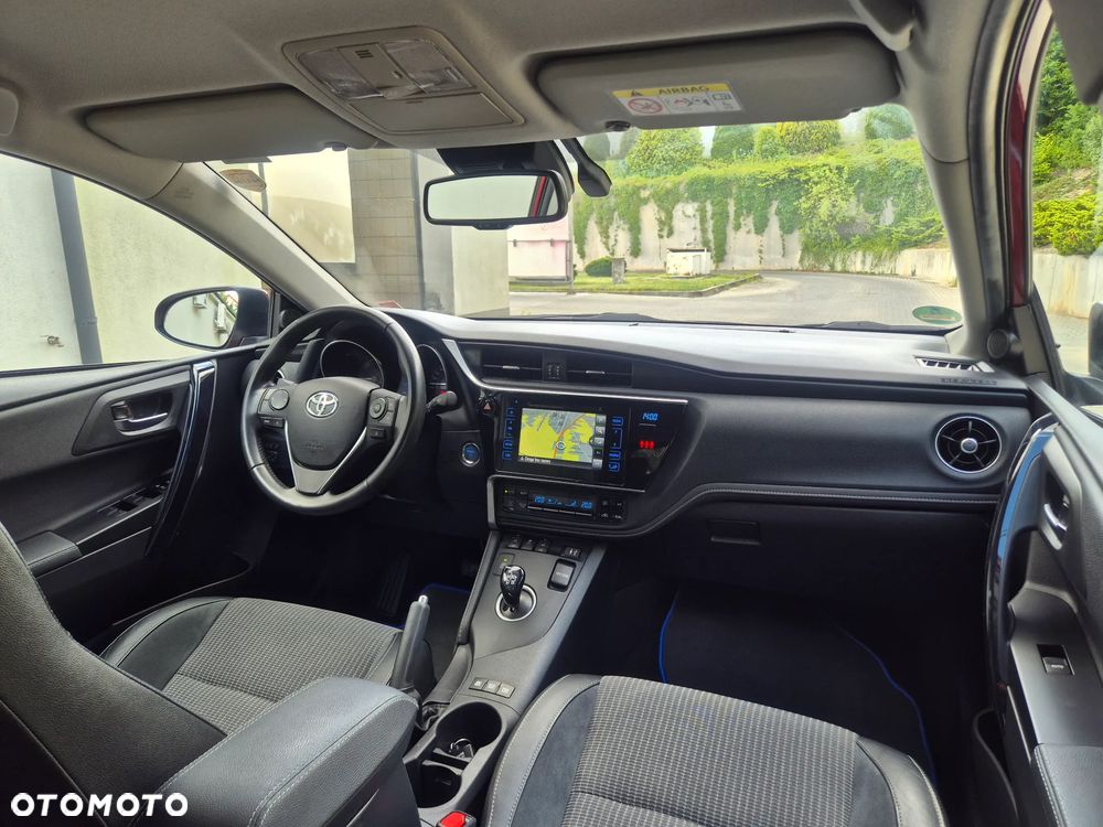Toyota Auris - 14
