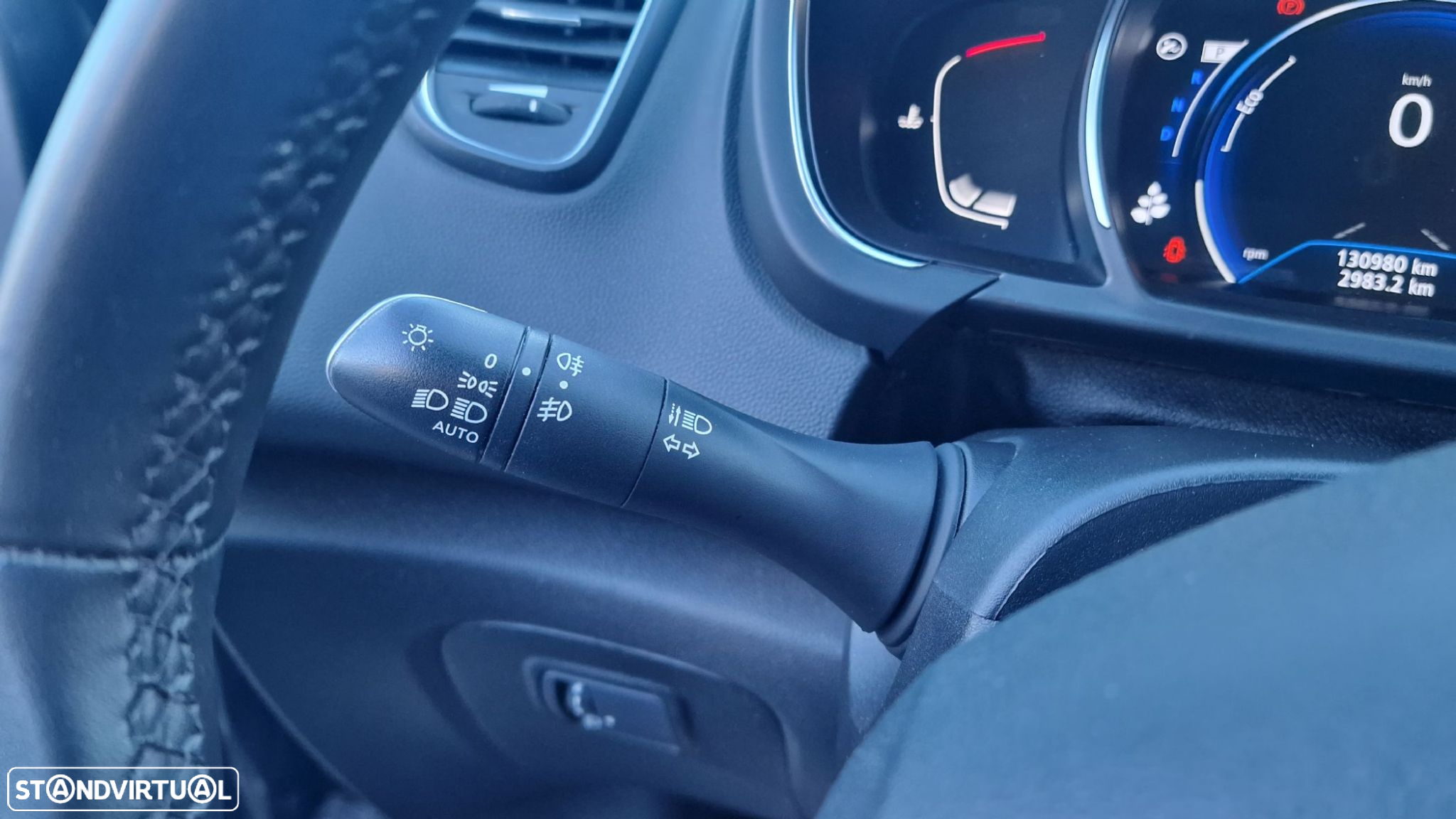 Renault Grand Scénic BLUE dCi 120 EDC LIMITED - 18