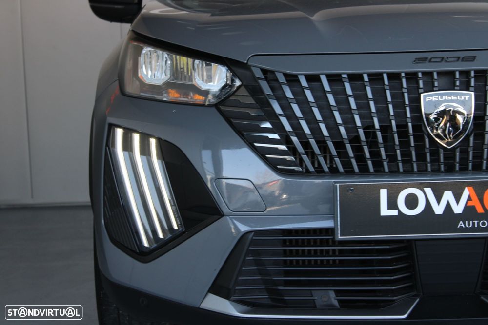 Peugeot 2008 1.2 PureTech Allure Pack EAT8 - 20