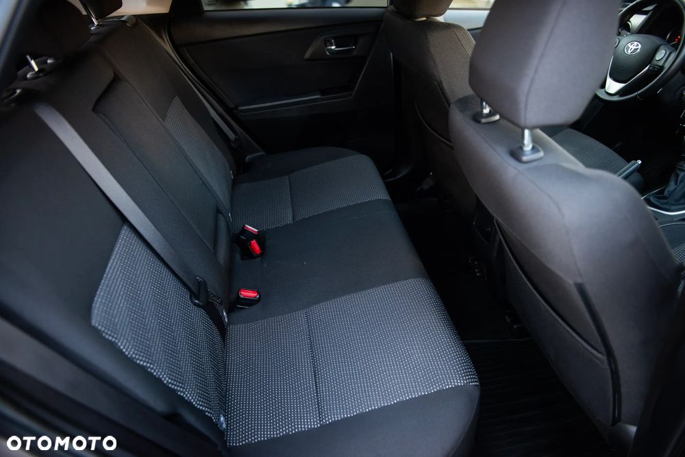 Toyota Auris - 20