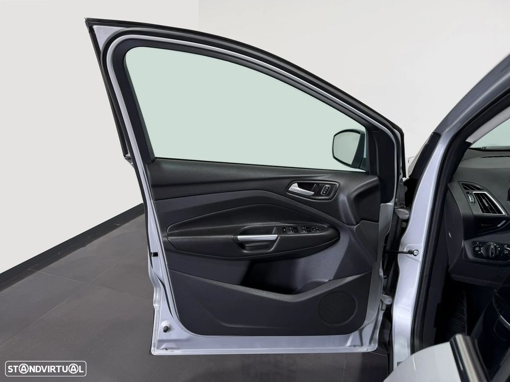 Ford Kuga 1.5 TDCi EcoBlue Titanium - 18