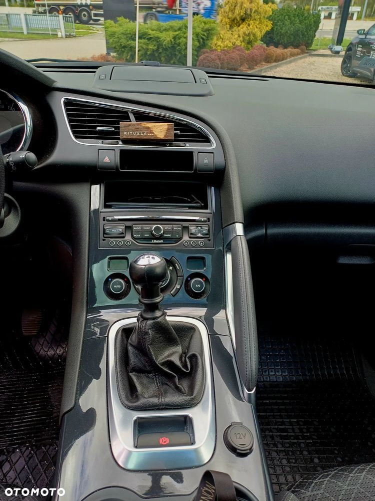 Peugeot 3008 1.2 PureTech Active - 11