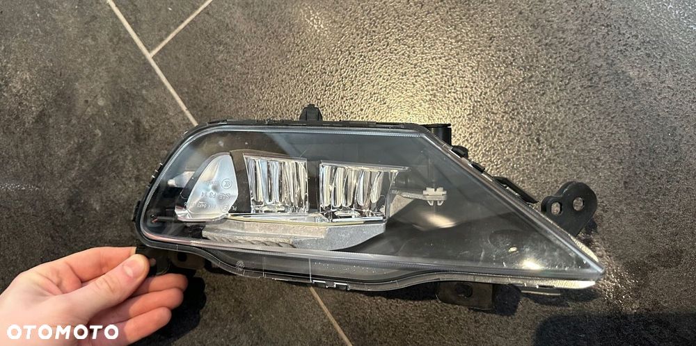 VOLVO XC90 2015- HALOGEN LED LEWY LAMPA PRZECIWMGIELNA 32337364 196182009 - 2