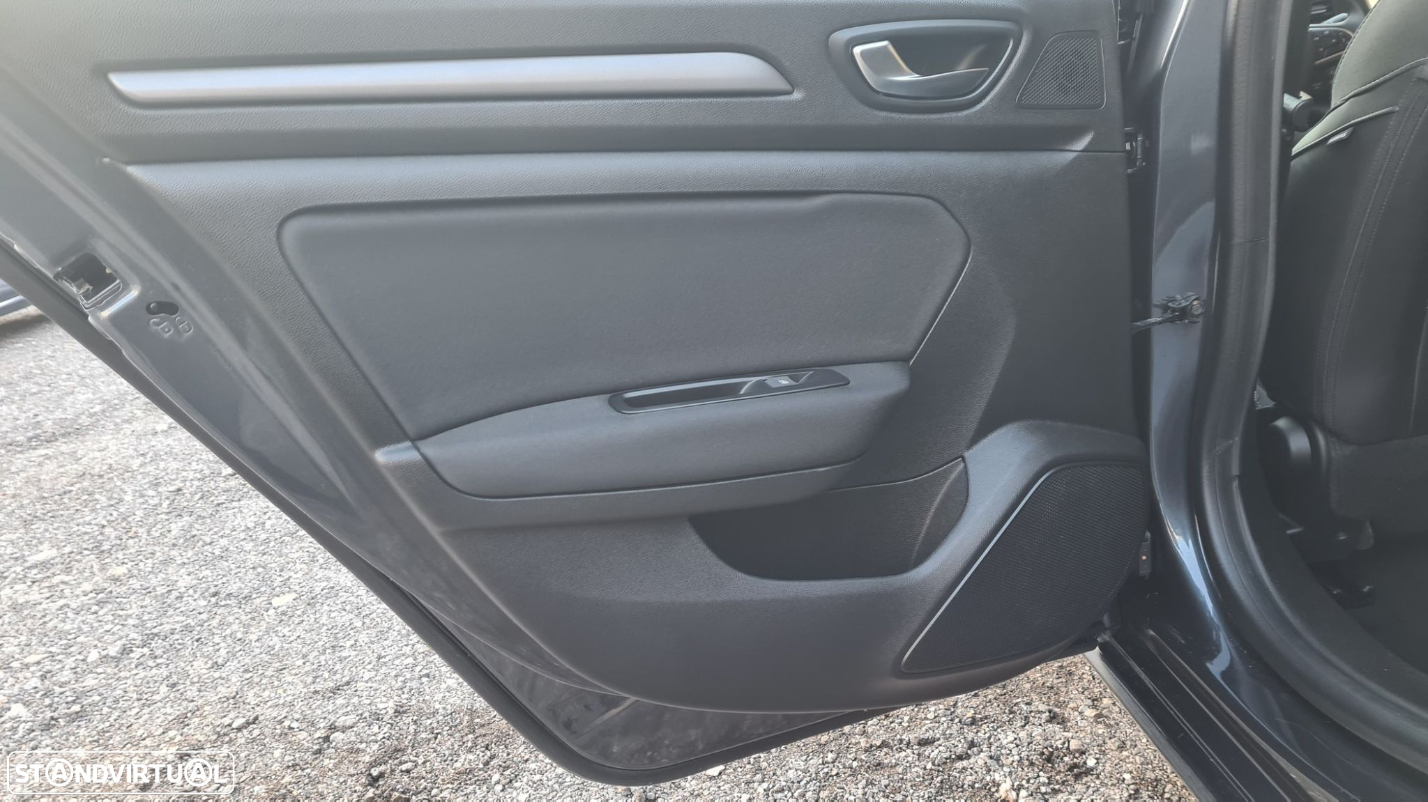 Renault Mégane 1.5 Blue dCi Intens EDC - 37