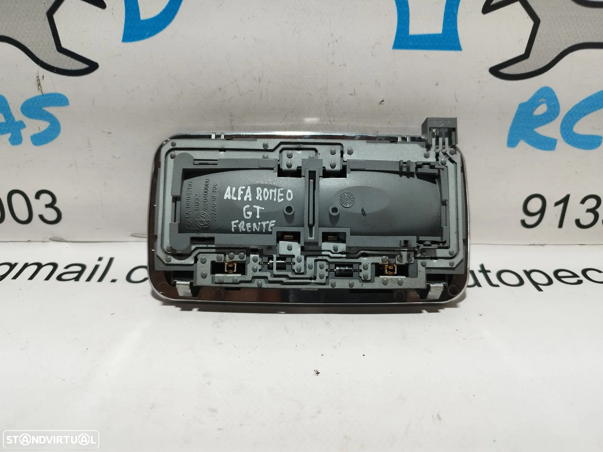 PLAFONIER FRENTE FRONTAL ALFA ROMEO GT  0884200 ALFA ROMEO 147 - 4